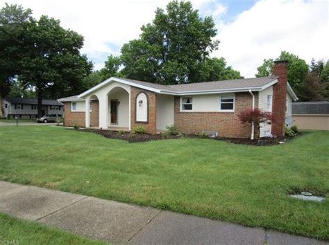 <b>Zillow</b> has 14 photos of this $99,900 1 bed, 1 bath, 520 Square Feet single family home located at <b>108 W 21st St, Dover, OH 44622</b> built in 1945. . Zillow dover ohio